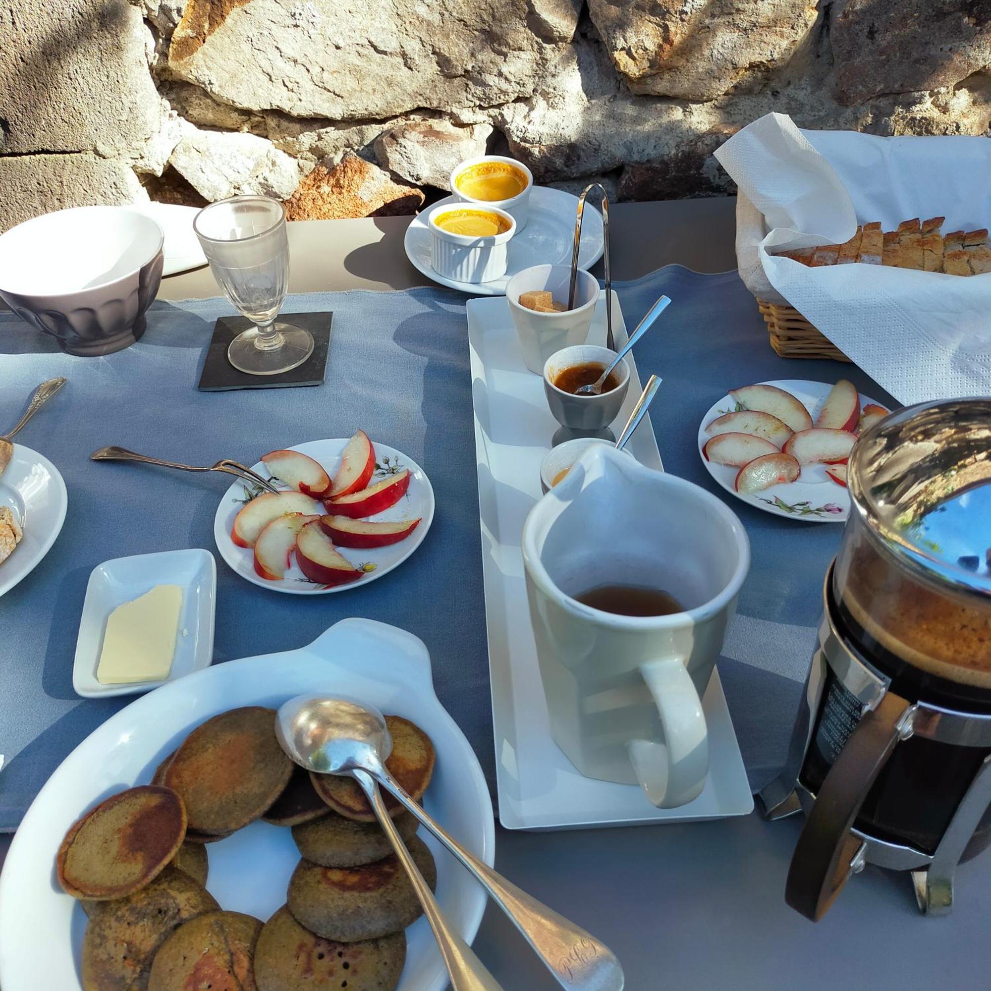 Saint-Angel  Suites De Campagne Les Eydieux, Petits Dejeuners Inclus מראה חיצוני תמונה